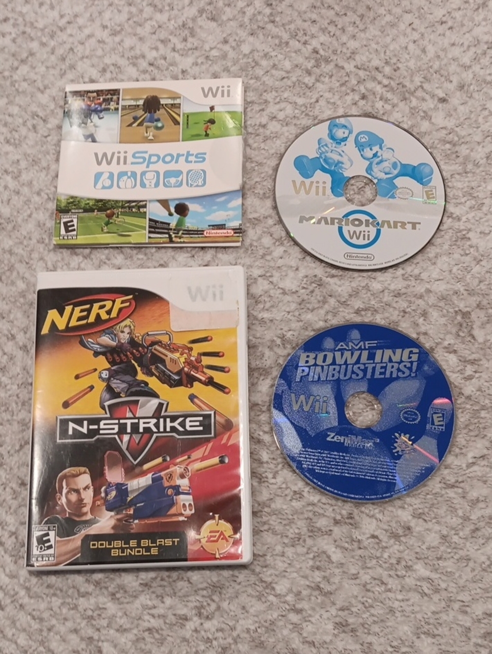 Nintendo Wii Sports Bundle - Picture 12 of 16